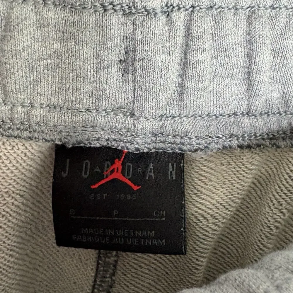 Nike Air Jordan Essentials Fleece Joggers Pants Men Size S Gray